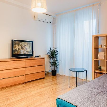 City Center Downtown Apartment Bukares Bagian luar foto